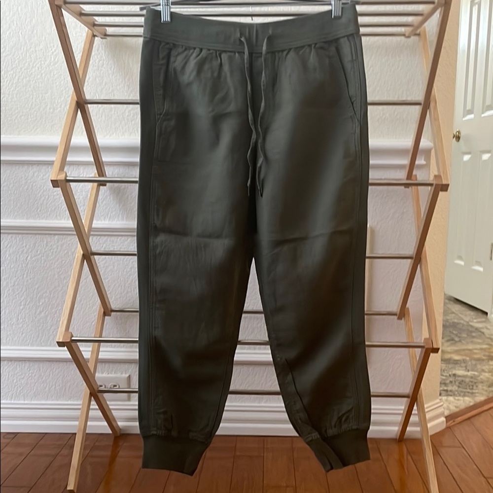 Green Jogger Sweatpants